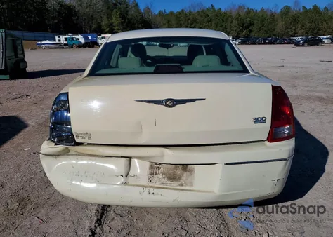 2006 Chrysler 300 Touring from USA, damaged, VIN 2C3KA53G46H403175